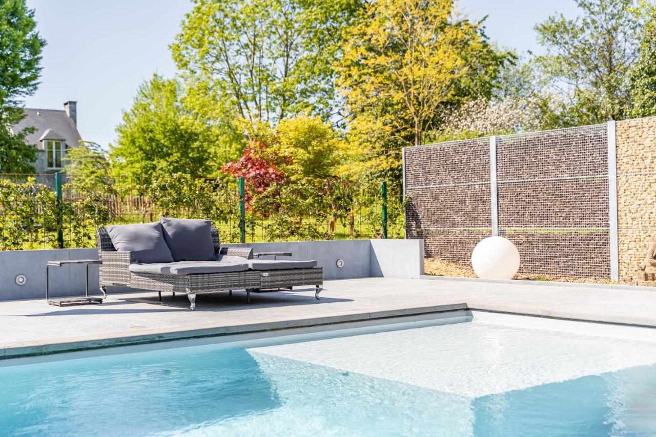 Bed and Breakfast A La Source De Lavis Houyet Exterior foto